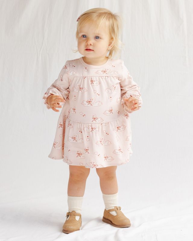 Quincy Mae Tiered Jersey Dress || Swans